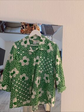 Cali Girls  Green Floral-Print Button Down Shirt - Relaxed Fit